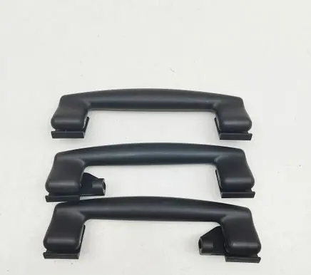 Maserati Ghibli A set of handles for the ceiling 670024685 670024688