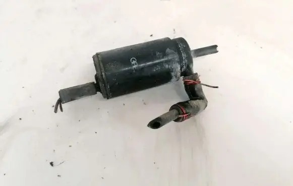 Audi 80 90 B3 Windscreen/windshield washer pump