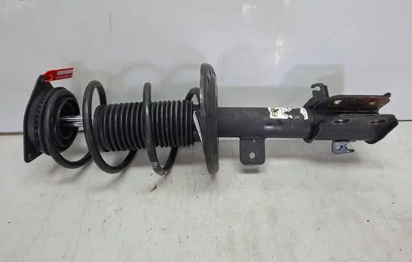 Peugeot 208 II Front shock absorber/damper S27647213 9831168380