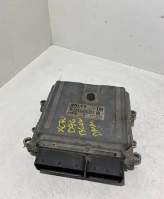 Volvo XC70 Engine control unit/module 30729826A 0281012103 1039S10667