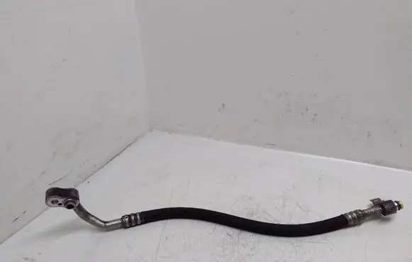 Mercedes-Benz CLS C219 Air conditioning (A/C) pipe/hose