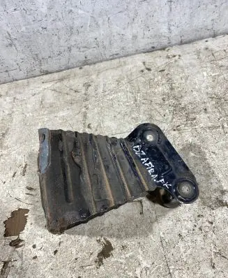 Opel Zafira B Front bumper shock/impact absorber 