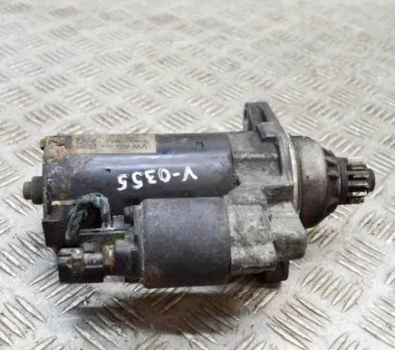 Volkswagen PASSAT B7 Starter motor 0001153009 02M911024C
