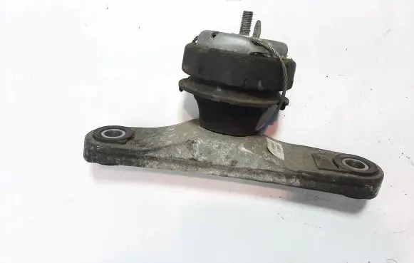 Volvo V40 Engine mount bracket 31359635