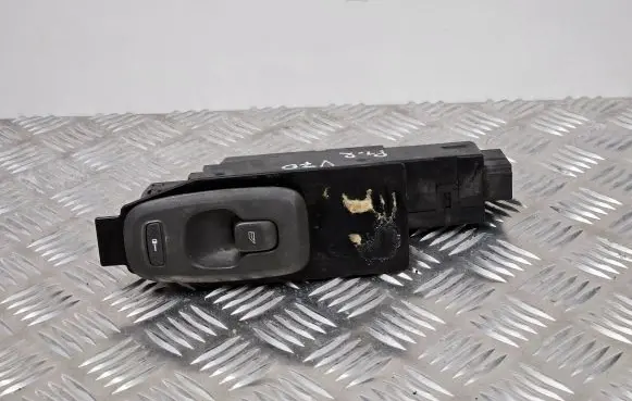 Volvo V70 Electric window control switch 9452961 01W01E