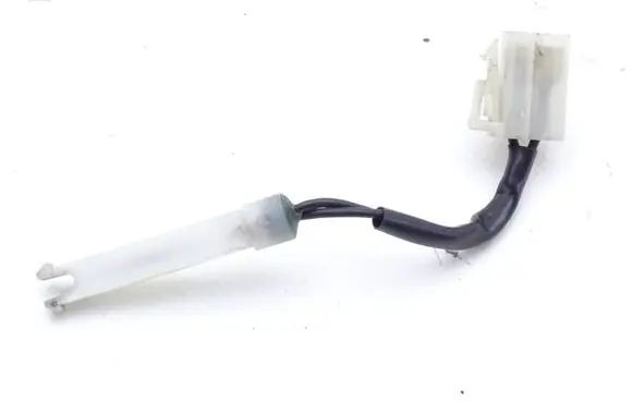 Ford Ranger Brake fluid reservoir FORD_RANGER_III_MAZDA_BT-50_06-11_CZUJNIK_POZIOMU_PŁYNU_HAMULCOWEGO
