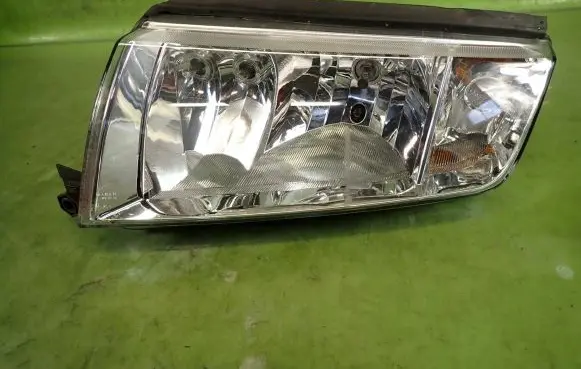 Skoda Fabia Mk1 (6Y) Headlight/headlamp 6Y1941015