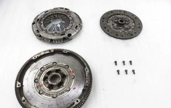 Volkswagen Touran I Dual mass flywheel 2289000280