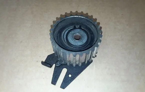 Fiat Sedici Generator/alternator belt tensioner NOCODE