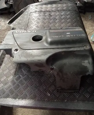 Volvo S70 V70 V70 XC Engine cover (trim) 1275242 1385