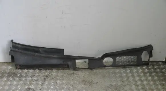 Audi Q5 SQ5 8R Wiper trim 8R1819447C