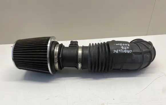 Cadillac CTS Air intake duct part 15236428 15875837