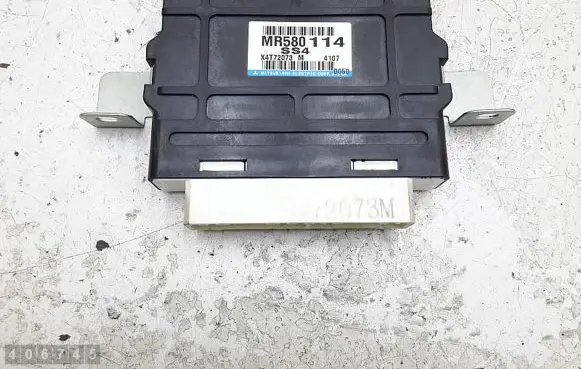 Mitsubishi Pajero ABS control unit/module mr580114