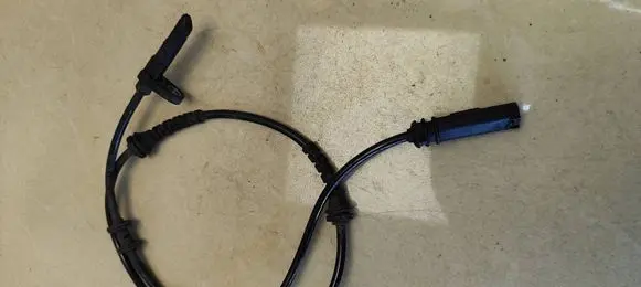 BMW 7 F01 F02 F03 F04 ABS rear brake sensor 6775864