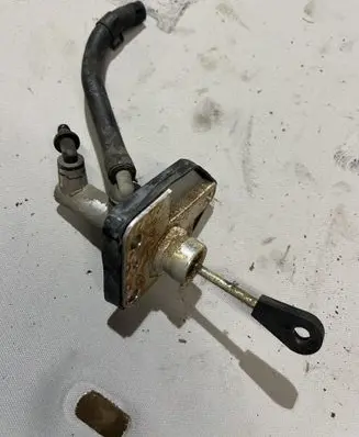 Hyundai Tucson JM Clutch master cylinder 
