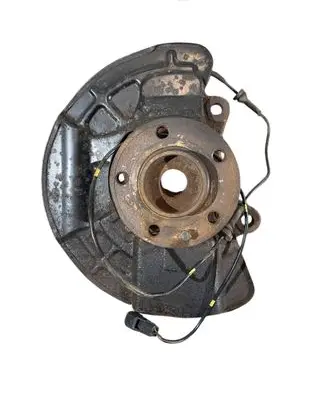 Volvo XC90 Front wheel hub spindle knuckle