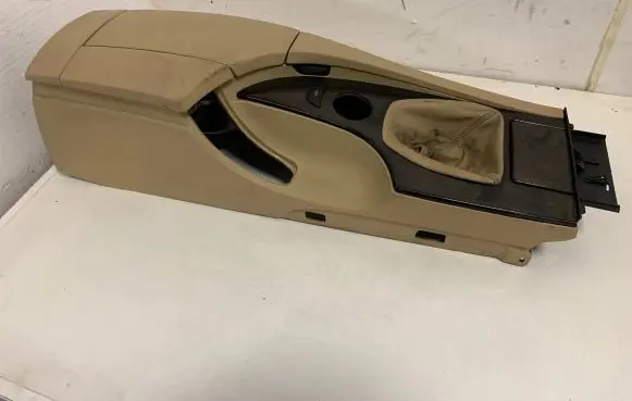 BMW 5 E60 E61 Center console