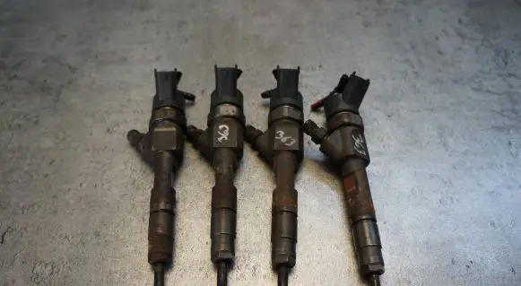 Renault Laguna II Fuel injector 8200100272