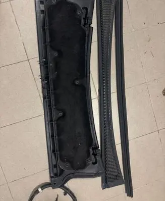 Renault Espace V (RFC) Wiper trim 668117583R 668102151R
