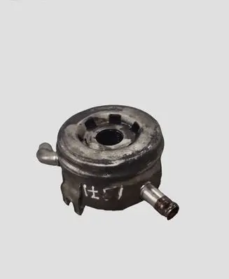 Toyota Avensis T220 Oil filter mounting bracket