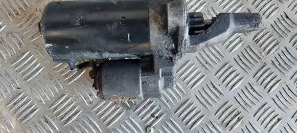 Volkswagen PASSAT B5 Starter motor