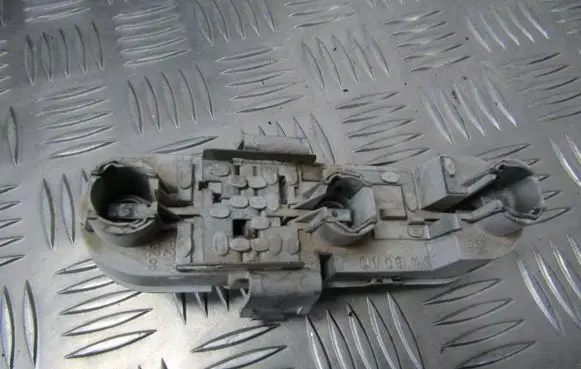 Volvo S40, V40 Tail light bulb cover holder 29262002 29.26.20.02