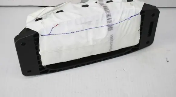 Mercedes-Benz E W213 Passenger airbag A2138600202