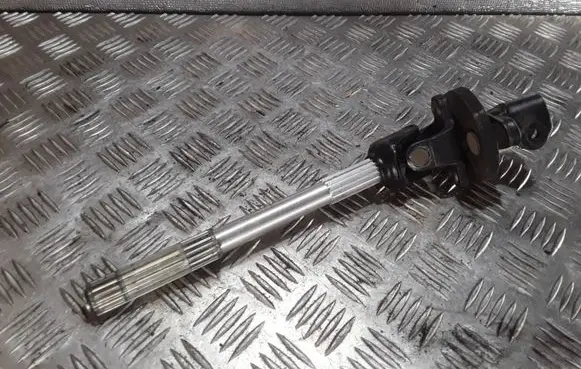 Volvo V70 Steering column universal joint