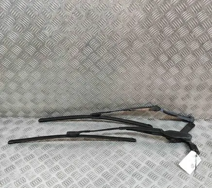 Mercedes-Benz CLS C218 X218 Windshield/front glass wiper blade A2188200944 A2188201044