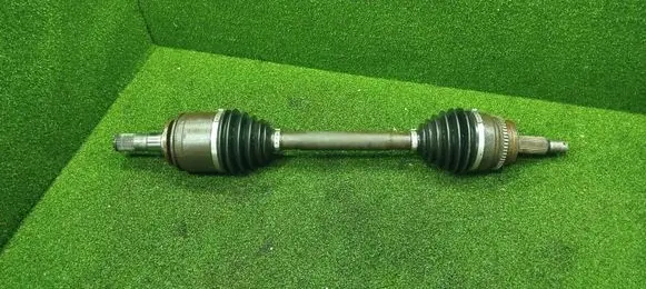 Mitsubishi Pajero Rear driveshaft