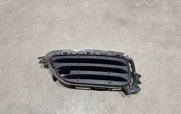 BMW X3 F25 Front bumper lower grill 51117338513 7338513