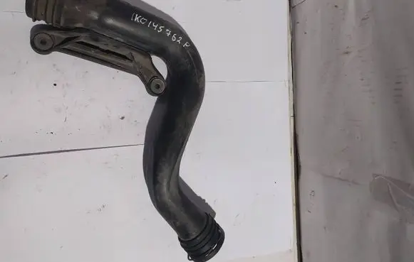 Volkswagen Golf V Intercooler hose/pipe 1K0145762P