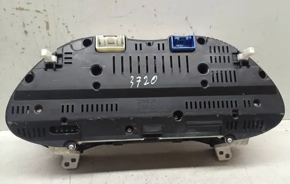 Toyota Avensis T250 Speedometer (instrument cluster) 8380005C00C MB2574305294