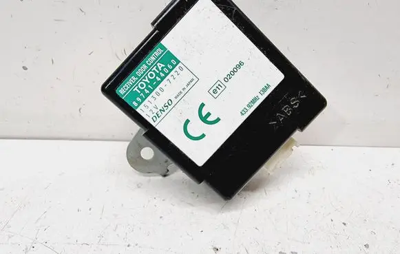 Toyota Avensis Verso Door control unit/module 8974144060
