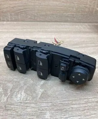 BMW 5 F10 F11 Electric window control switch 9238240 WITHPLUG