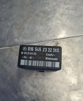 Mercedes-Benz Vito Viano W638 Light module LCM 0165452332 05014000