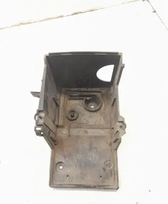 Volvo V50 Battery box tray 