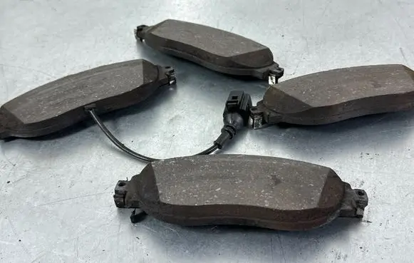 Volkswagen PASSAT B8 Brake pads (front) 
