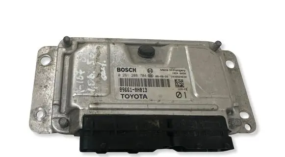 Peugeot 107 Engine control unit/module 0261208704 896610H013 1039S24630