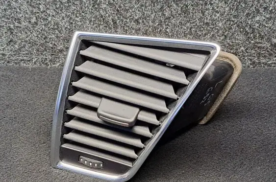 Audi Q5 SQ5 Dashboard side air vent grill/cover trim 8R1820901F
