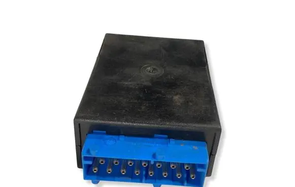 BMW 3 E36 Window wiper relay 8359031 61358359031