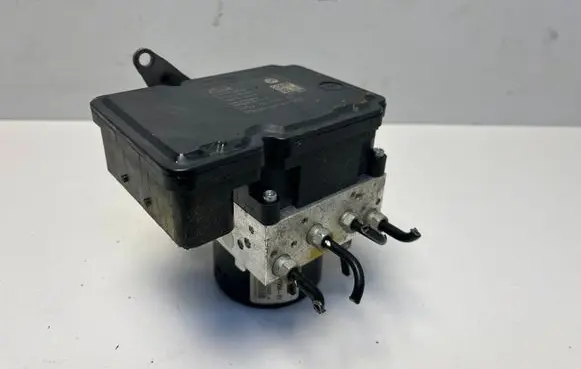 BMW M3 e92 ABS Pump 7841954