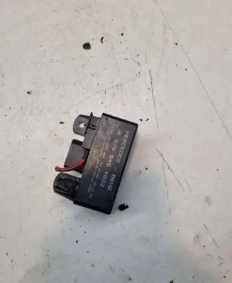 Mercedes-Benz ML W163 Glow plug pre-heat relay 0285454032