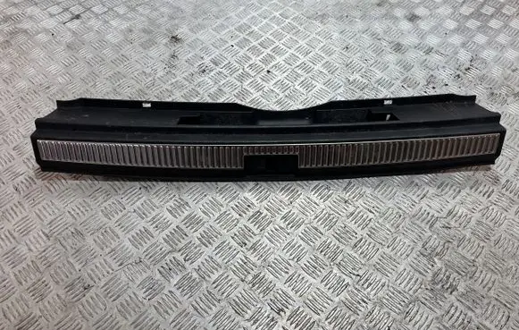 Skoda Superb B8 (3V) Trunk/boot sill cover protection 3V9863459