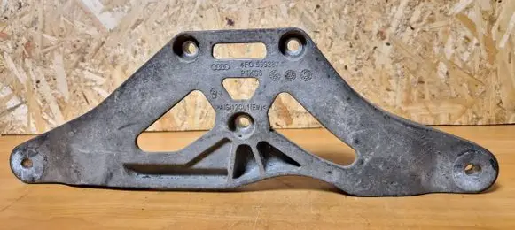 Audi A6 S6 C6 4F Rear differential/diff mount bracket 4f0599287