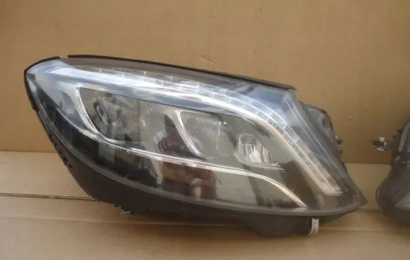 Mercedes-Benz S W222 Headlight/headlamp A22290607