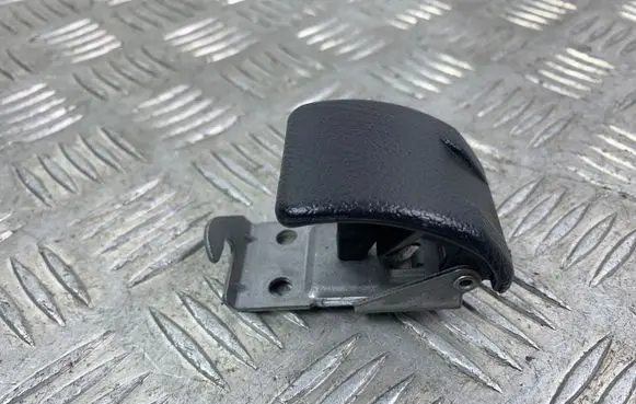 Mitsubishi Outlander Engine bonnet (hood) release handle