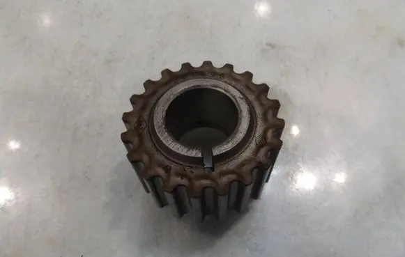 Nissan NV200 Crankshaft gear 371496
