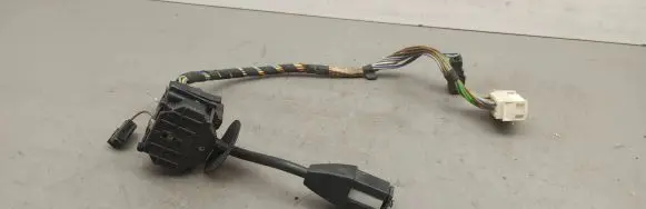 BMW 3 E36 Indicator stalk 1378139 13884754