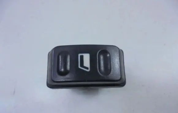 Citroen Xsara Picasso Electric window control switch